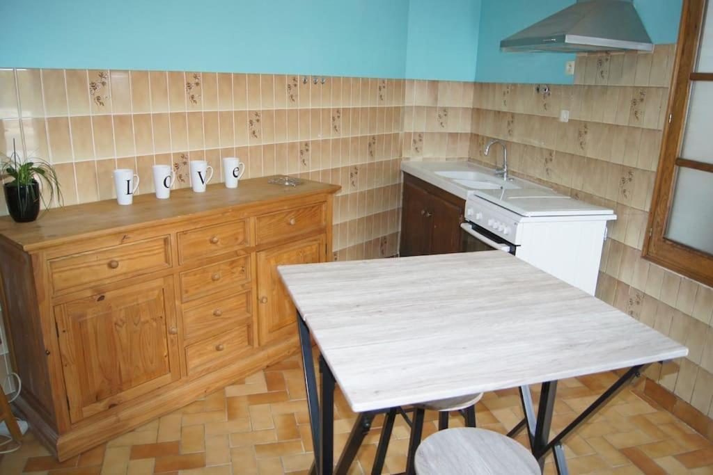Maison De Ville - Proche Le Pal Diou  Zewnętrze zdjęcie